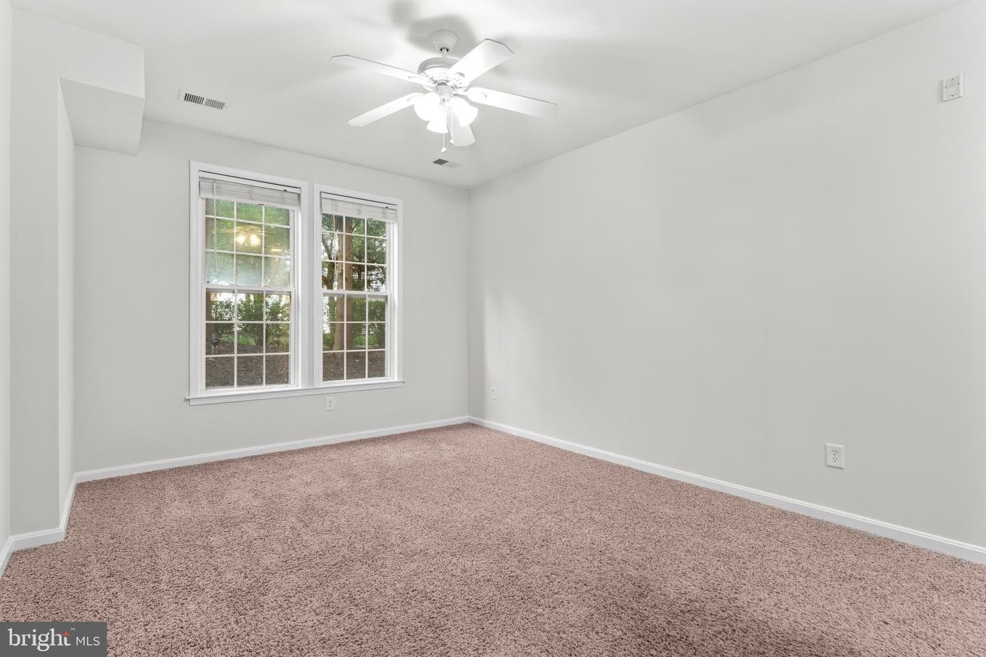 24701 Byrne Meadow Square #108 photo 12