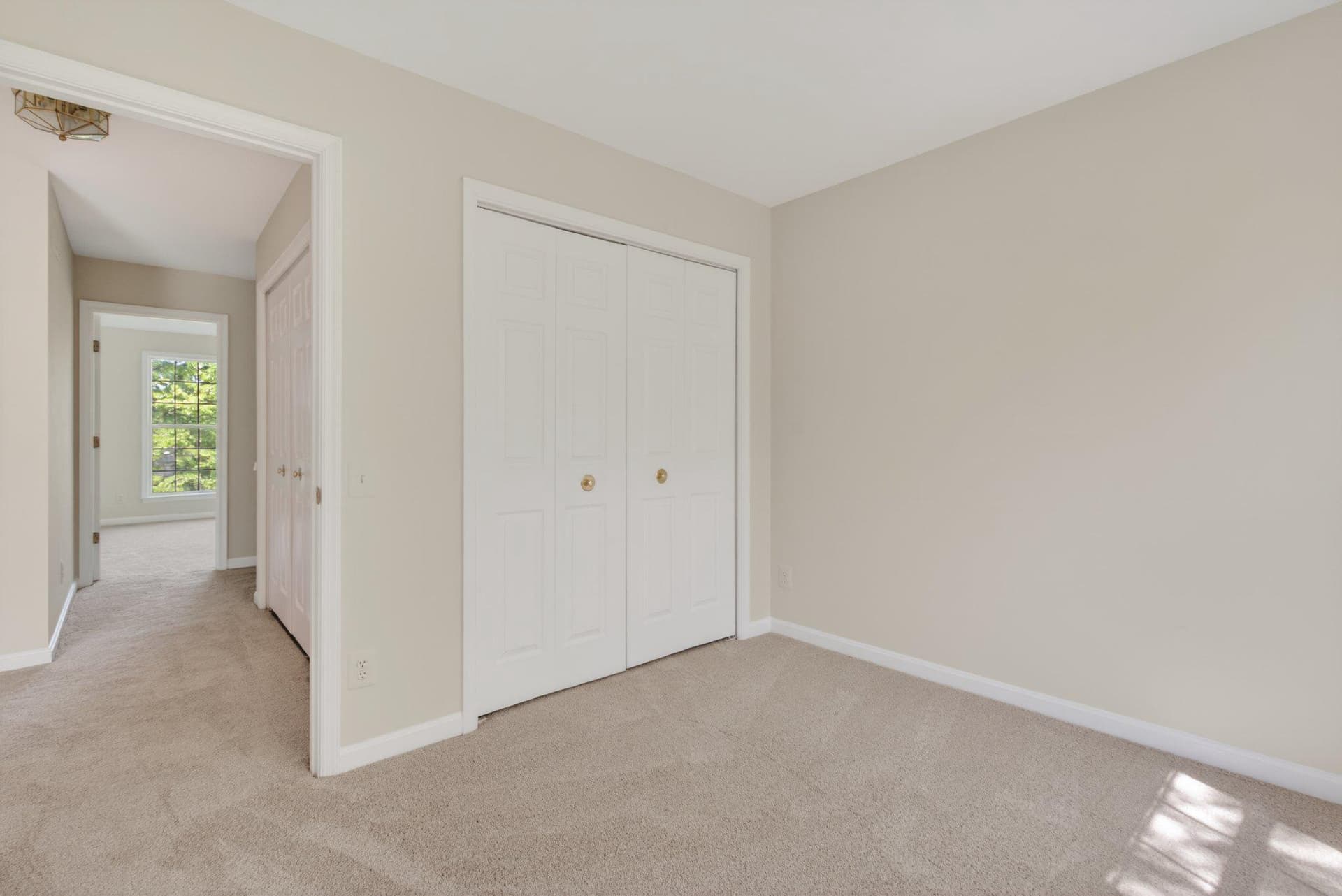 47647 Sandbank Square photo 33
