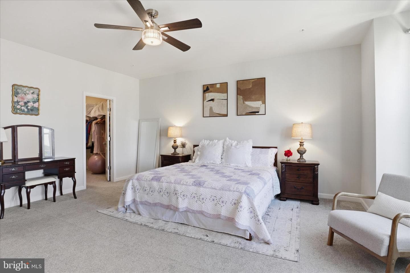920 California Drive NE photo 23
