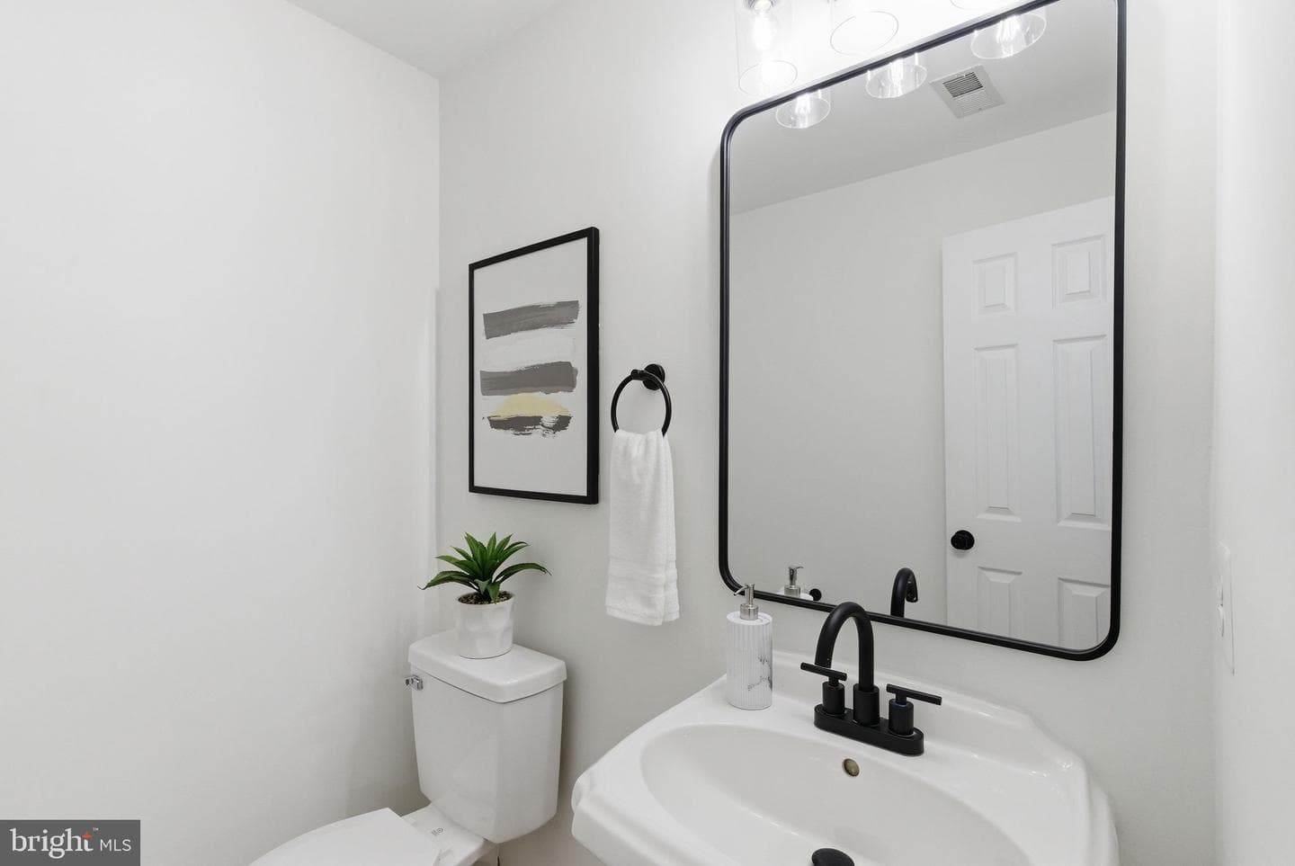 42465 Regal Wood Drive photo 16