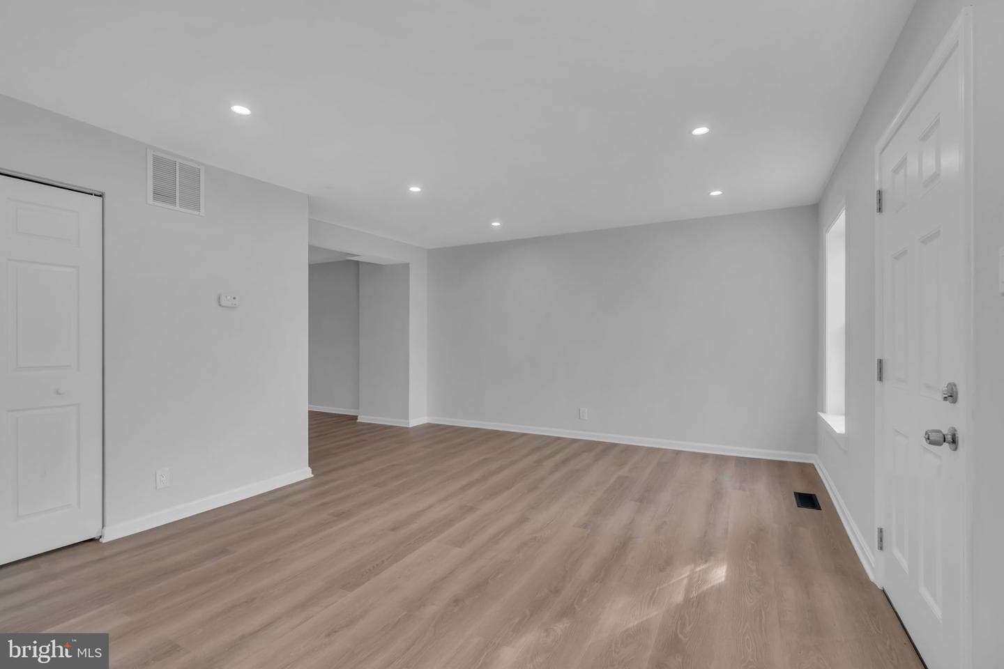 222 N Auburn Drive photo 3