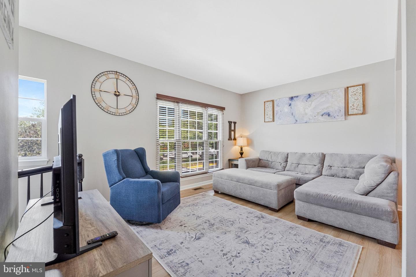 590 Tuliptree Square NE photo 12