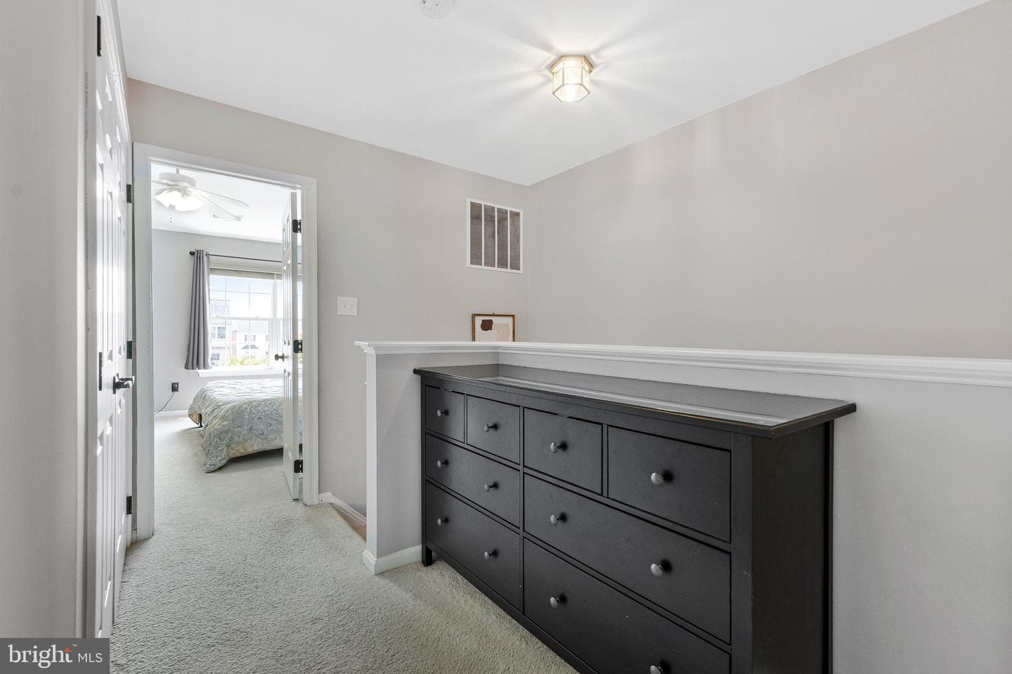 590 Tuliptree Square NE photo 25