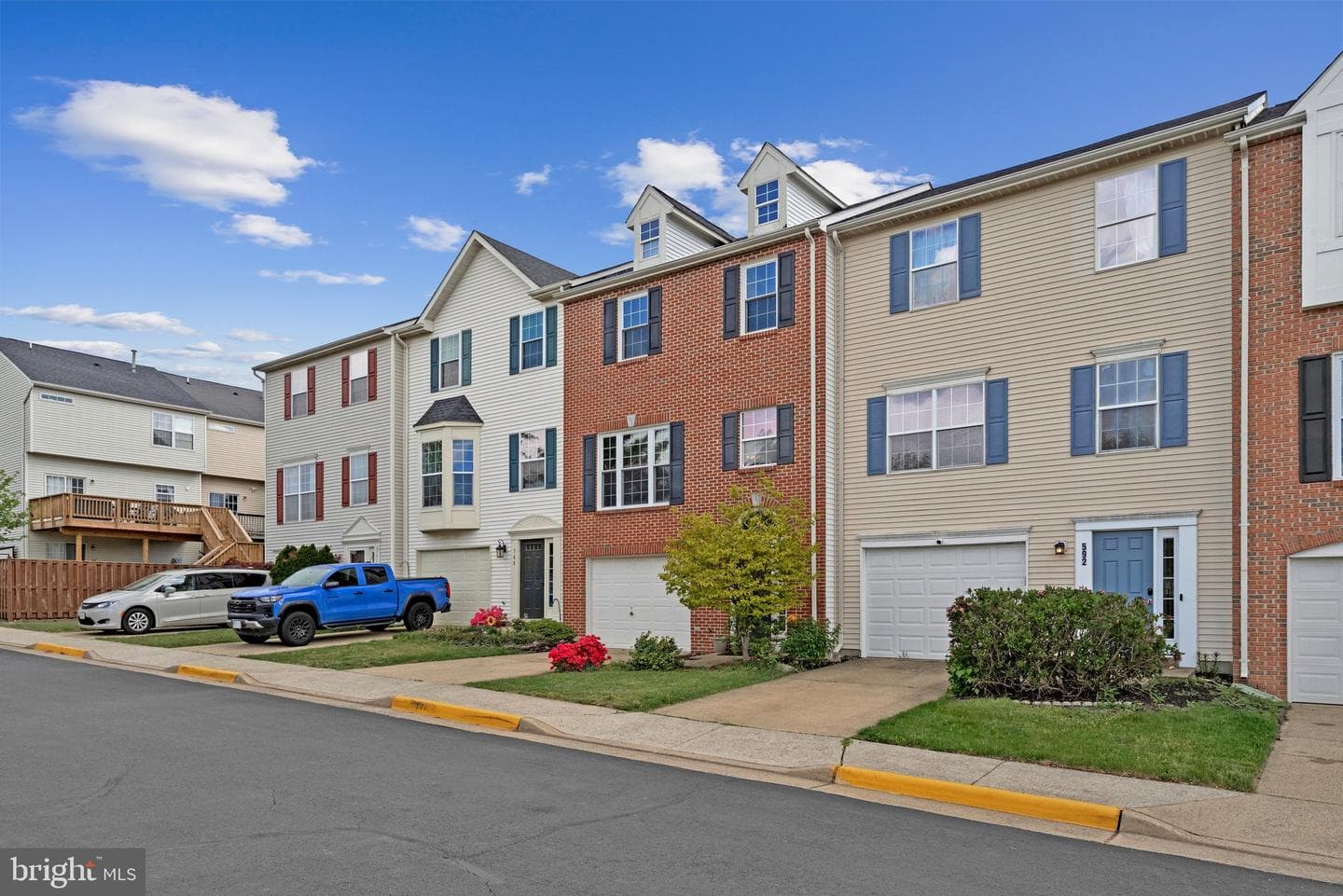 590 Tuliptree Square NE photo 3