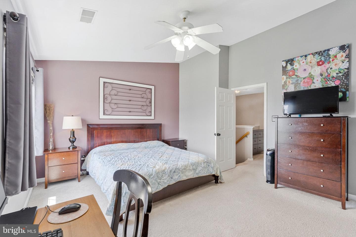 590 Tuliptree Square NE photo 32