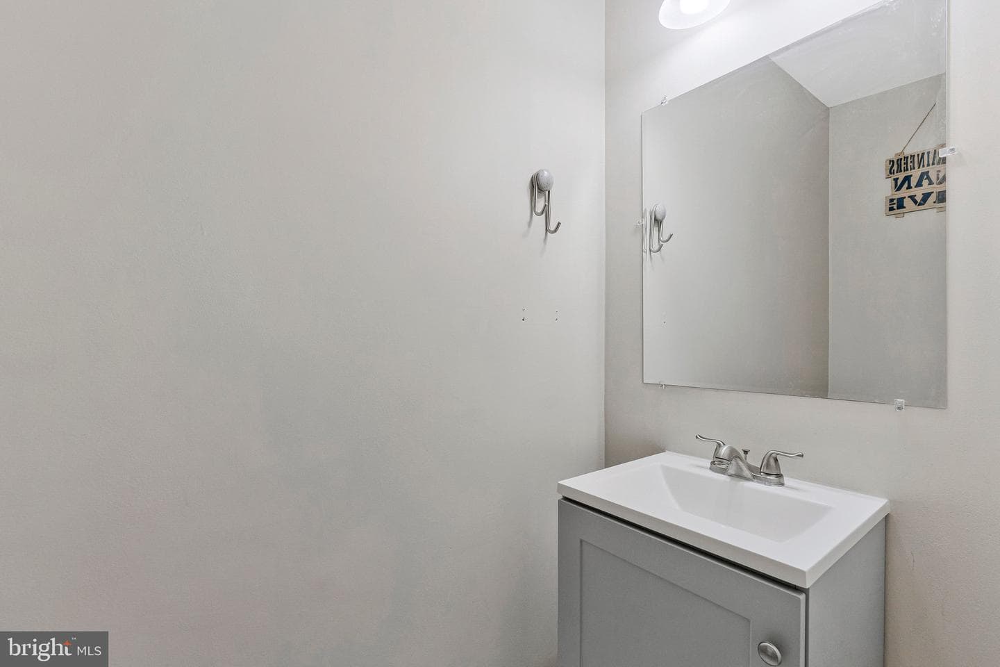 590 Tuliptree Square NE photo 40