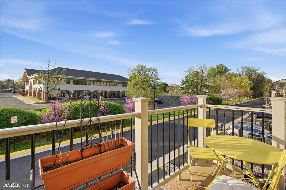 46037 Woodpecker Square photo 28