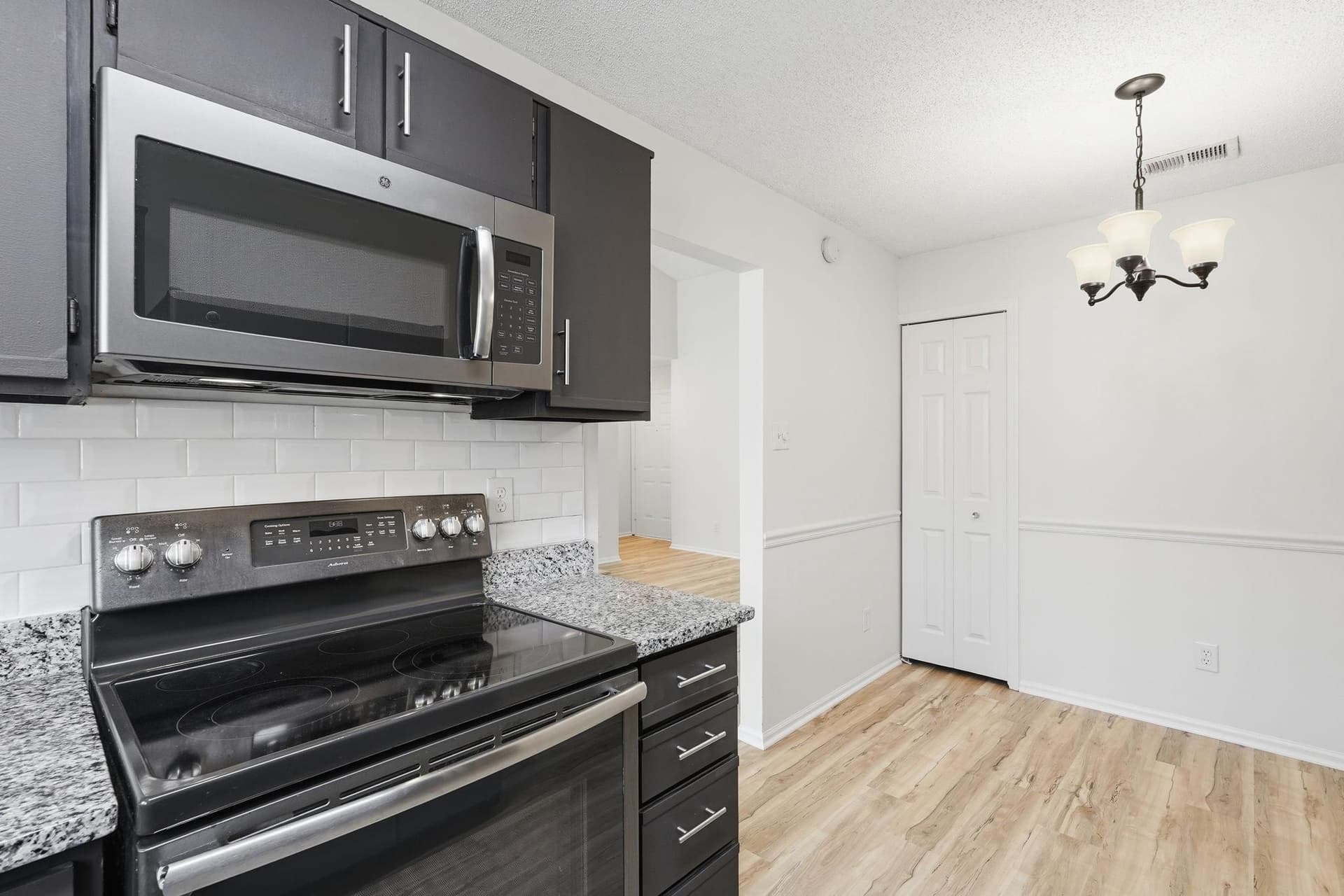 1115 Huntmaster Terrace NE #301 photo 17