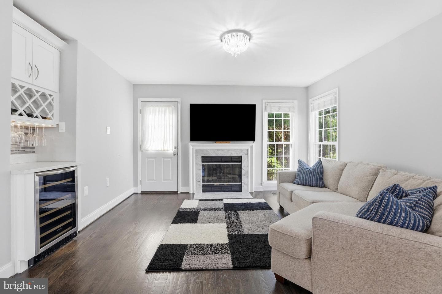 43943 Rochelle Court photo 10