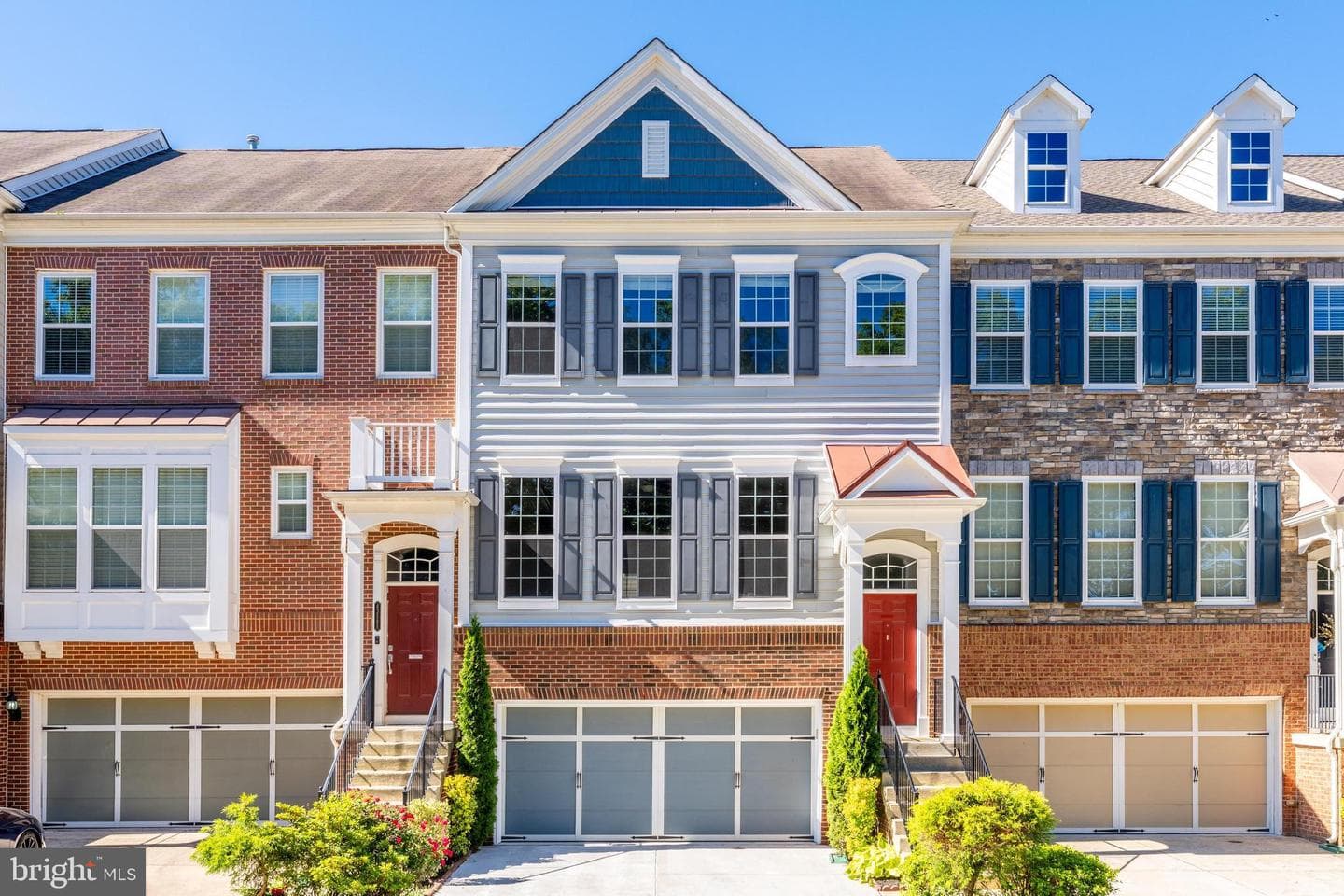 43583 White Cap Ter, Chantilly