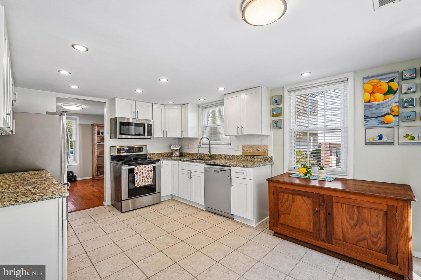 250 E Juniper Avenue E photo 21