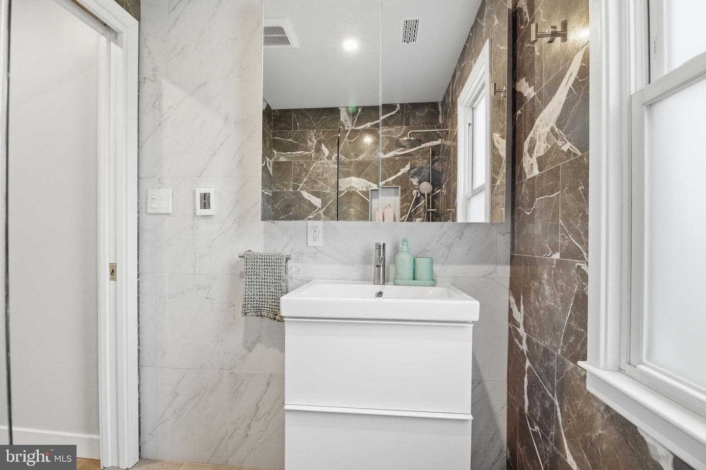 407 Autumn Olive Way photo 33