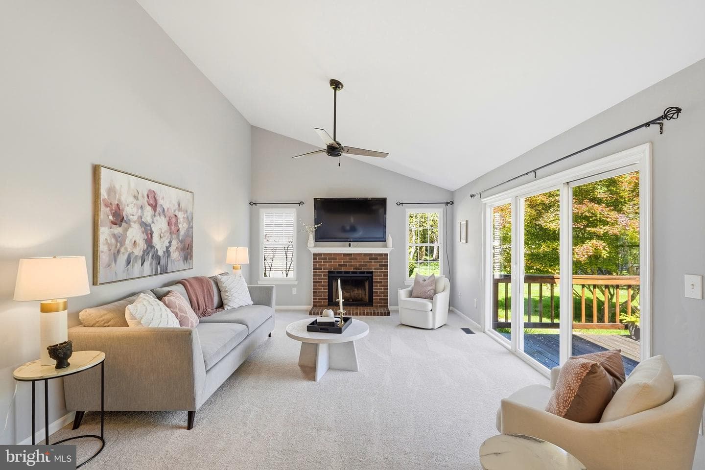 210 Foxborough Drive SW photo 37