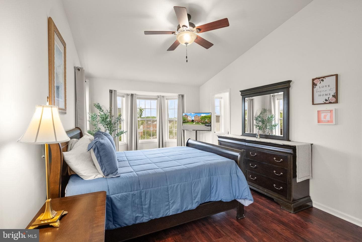 23128 Dunlop Heights Terrace photo 26