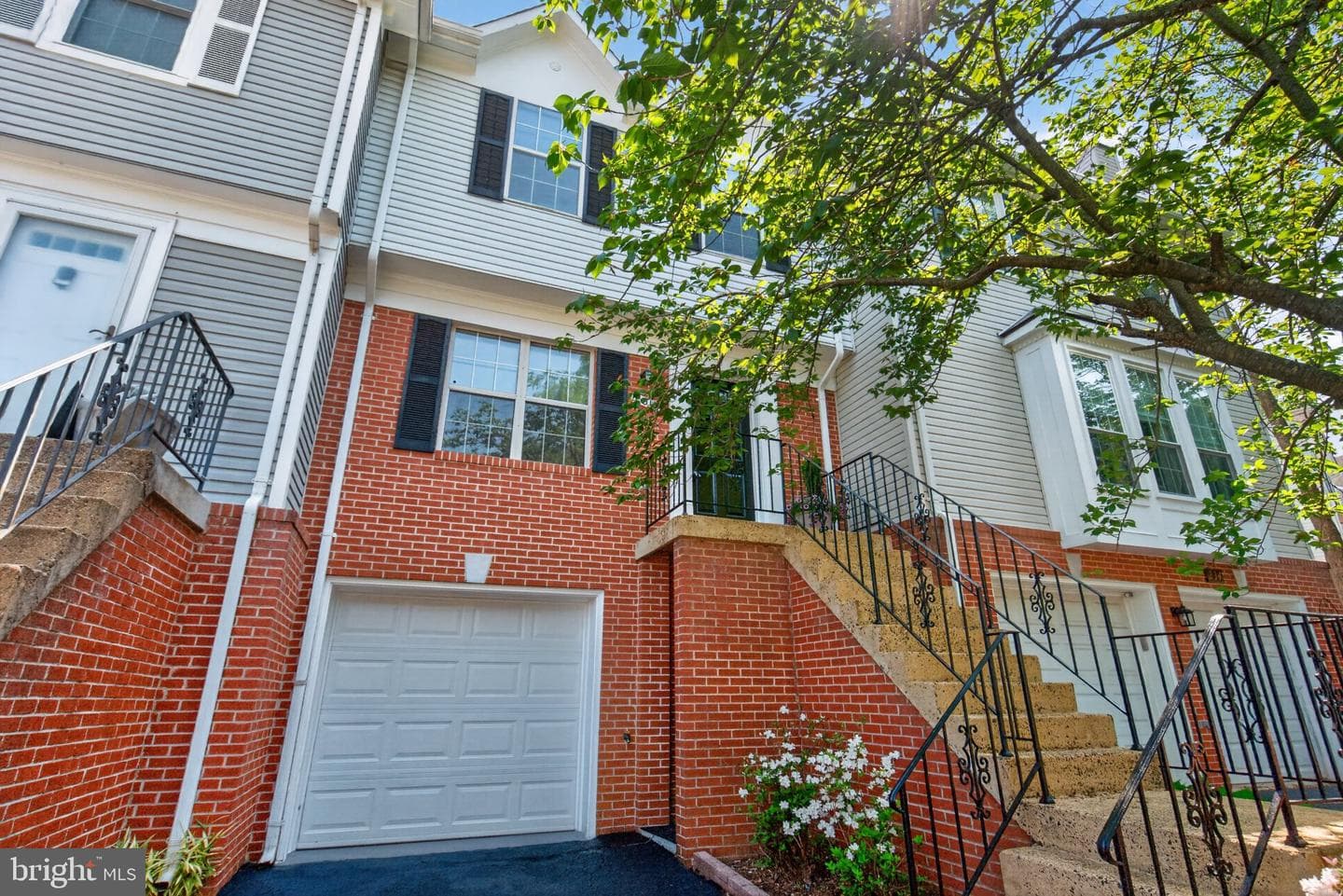 232 Finchingfield Court