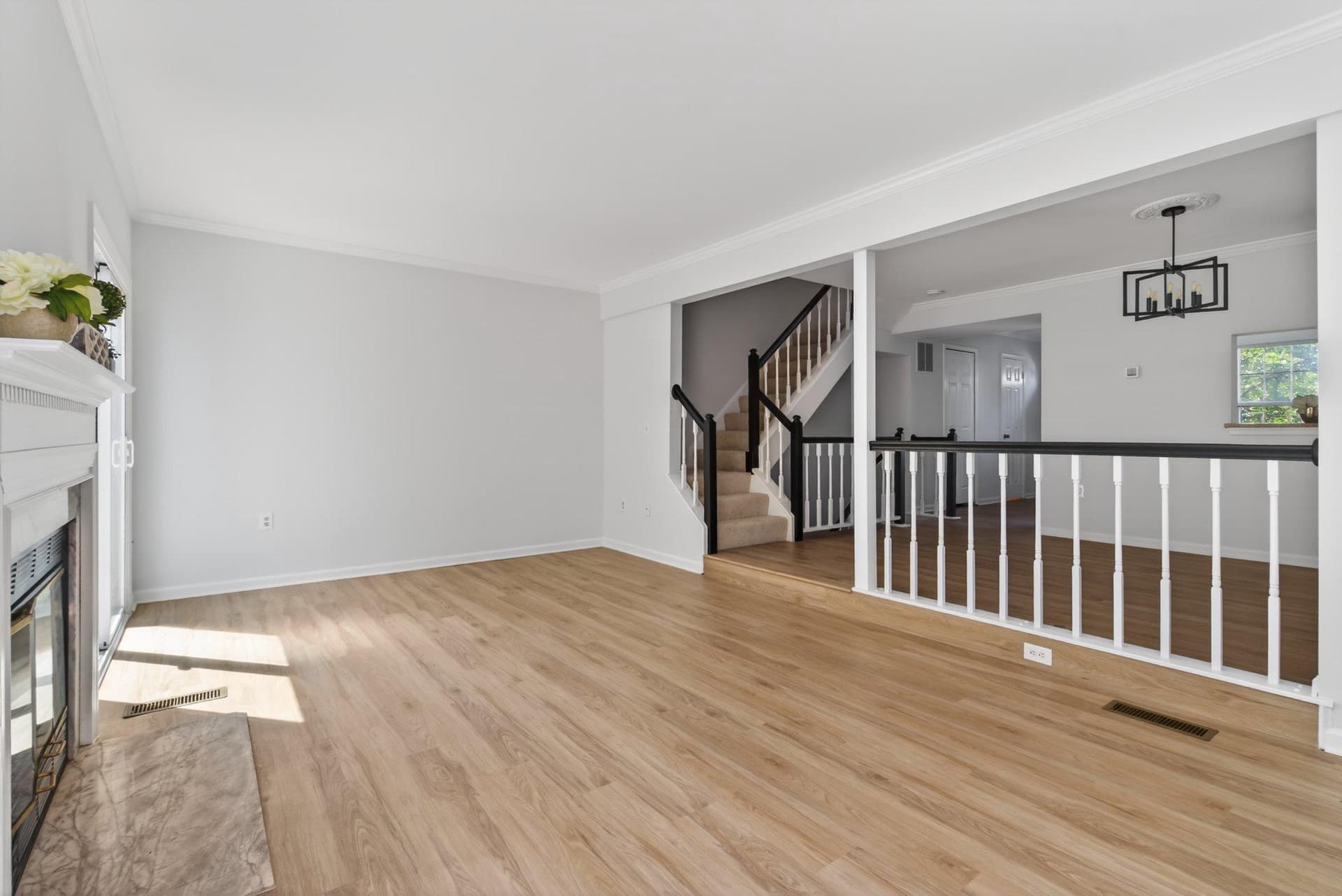 232 Finchingfield Court photo 14