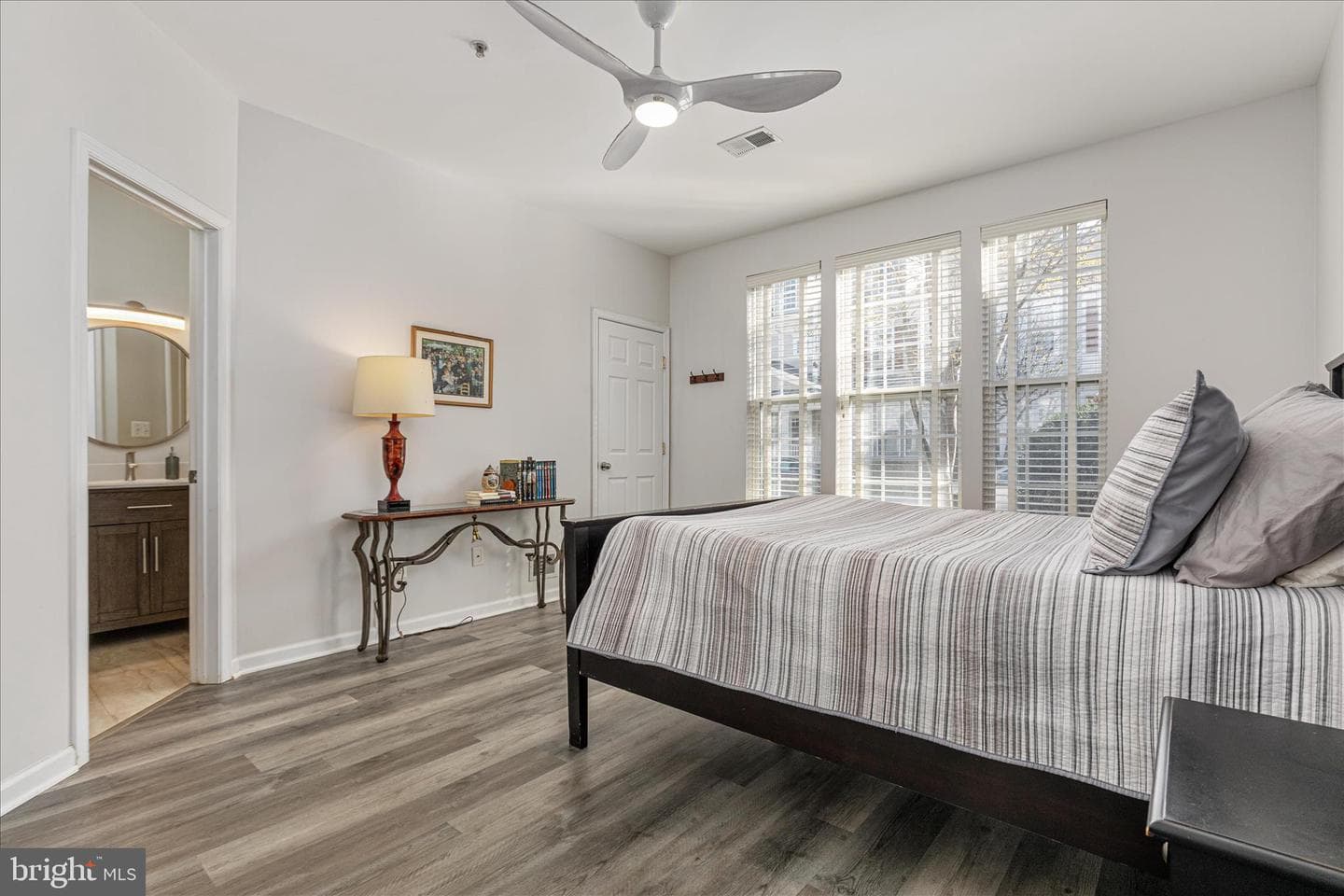 20227 Macglashan Terrace photo 16