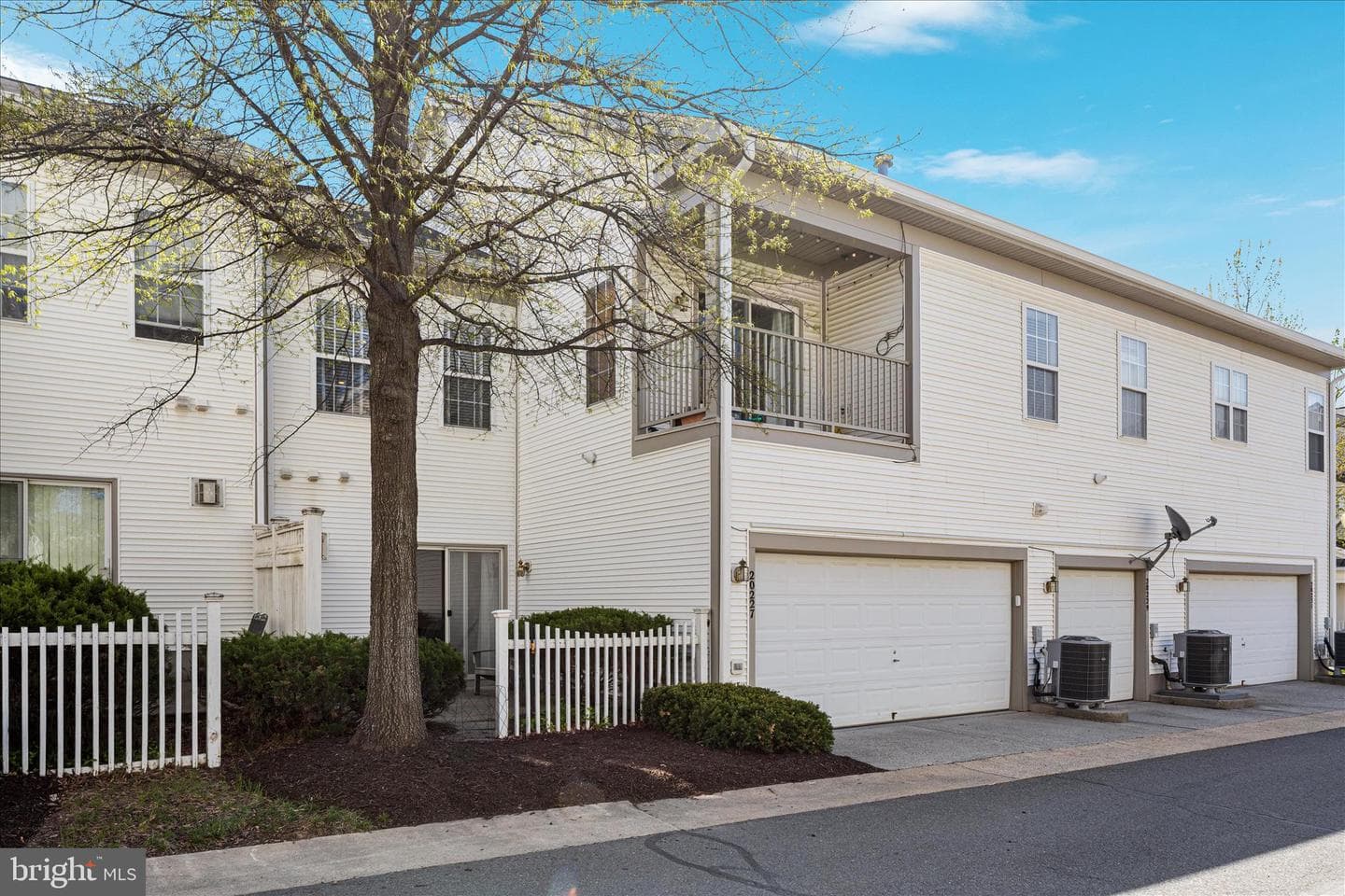 20227 Macglashan Terrace photo 25