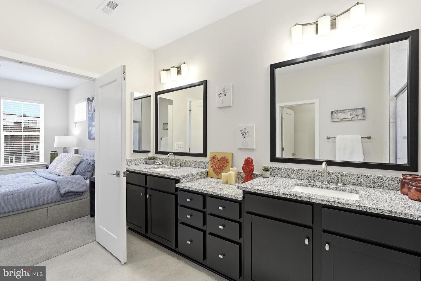 22801 Tawny Pine Square photo 47