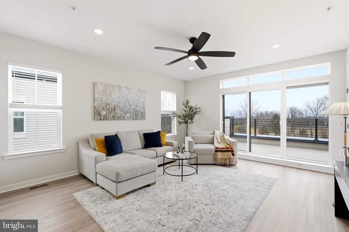 22801 Tawny Pine Square photo 63