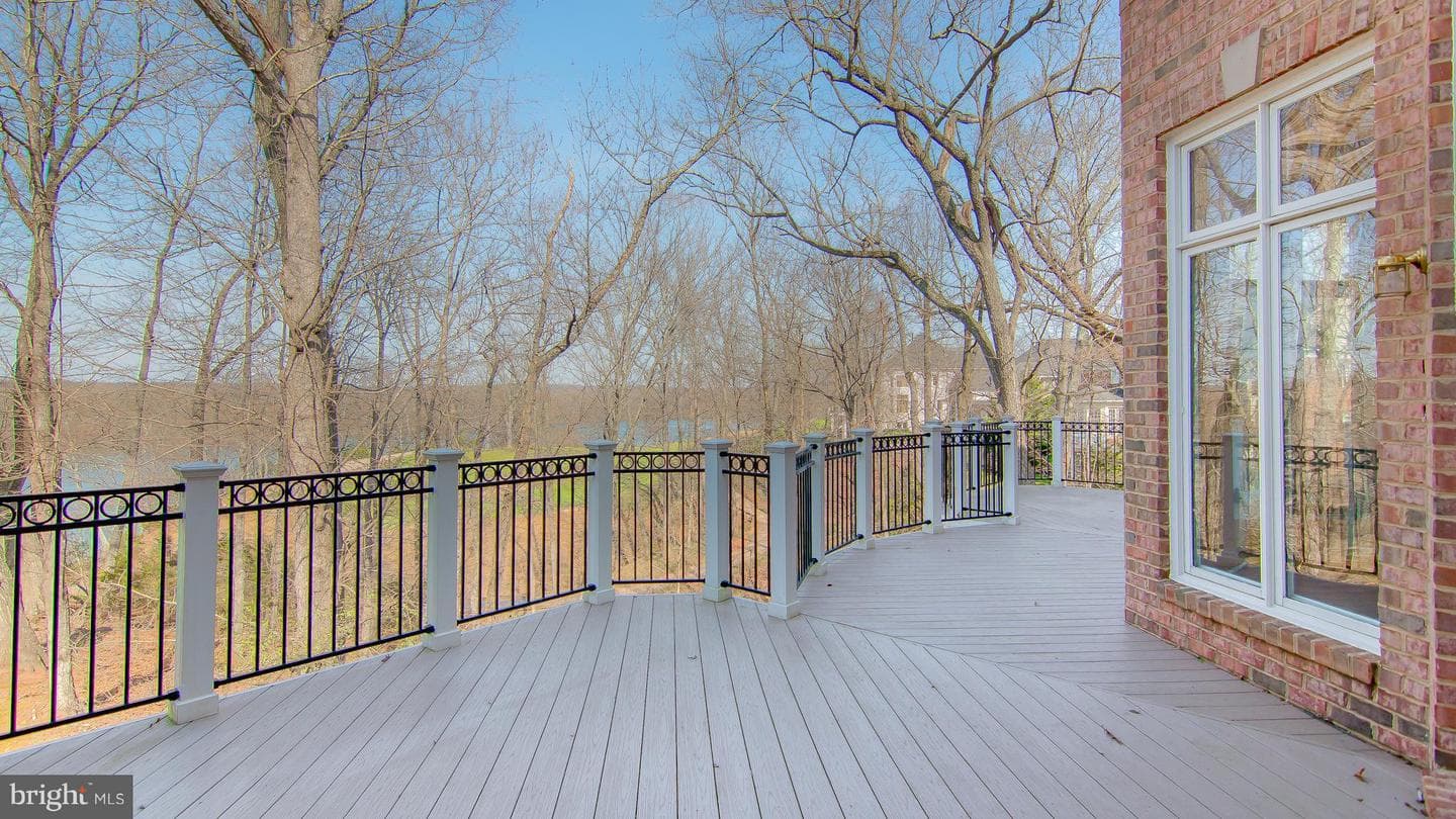 18208 Shinniecock Hills Place photo 22