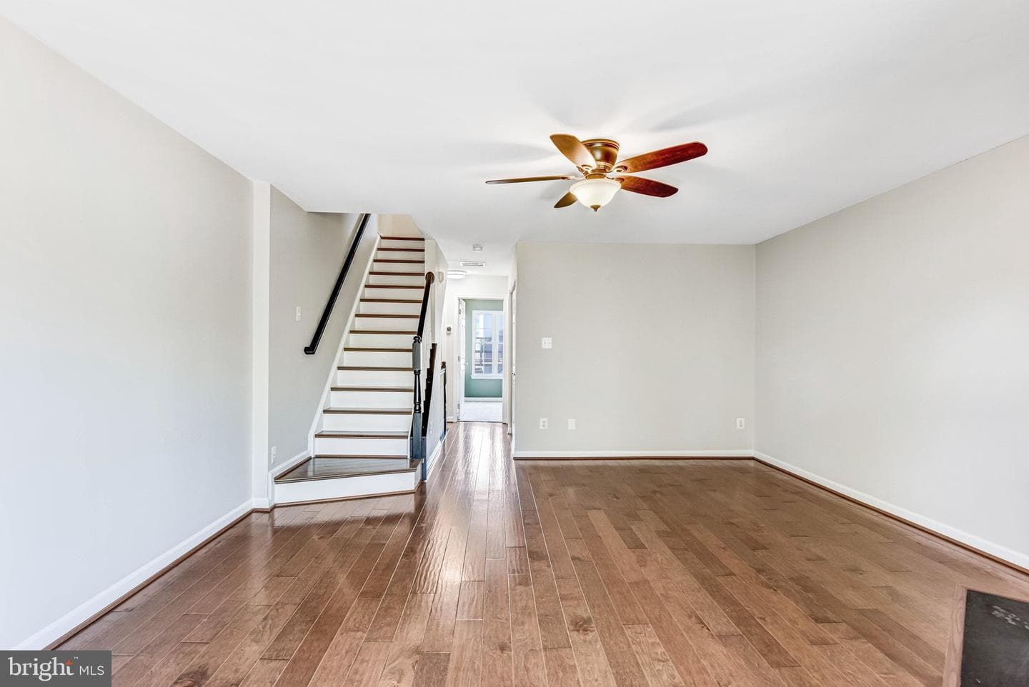 22142 Trailside Square photo 13