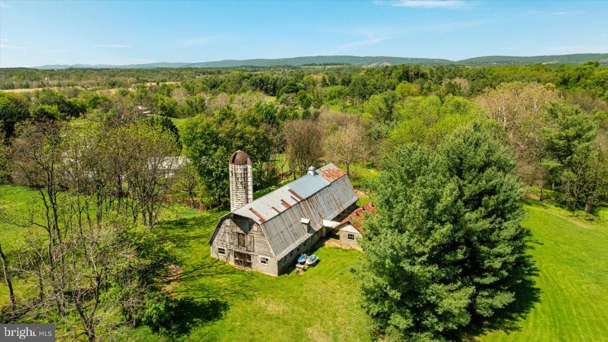 37440 Whitacre Lane photo 107