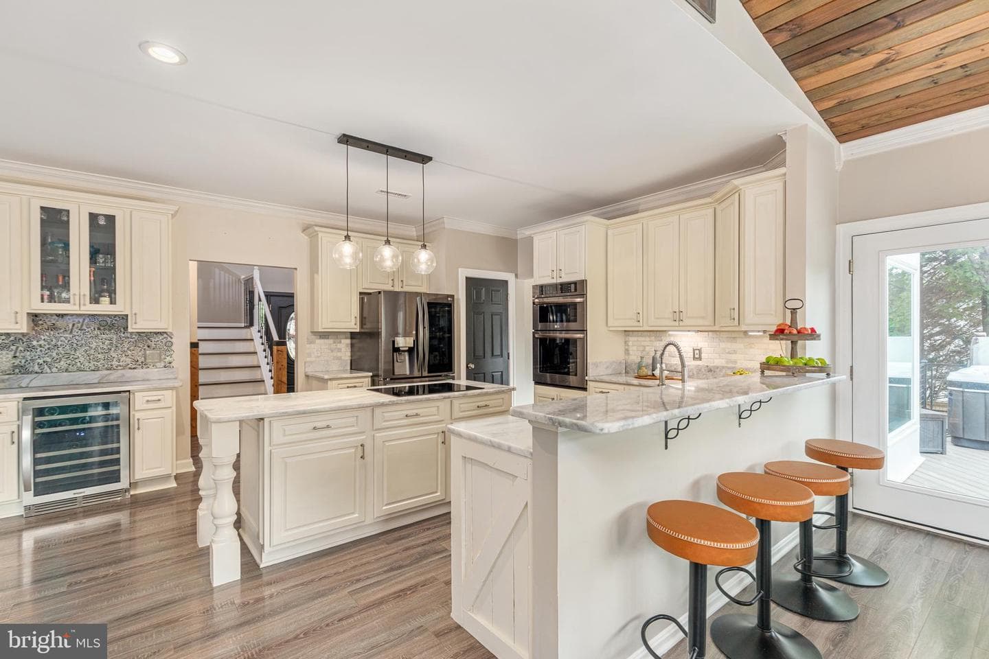 37440 Whitacre Lane photo 2