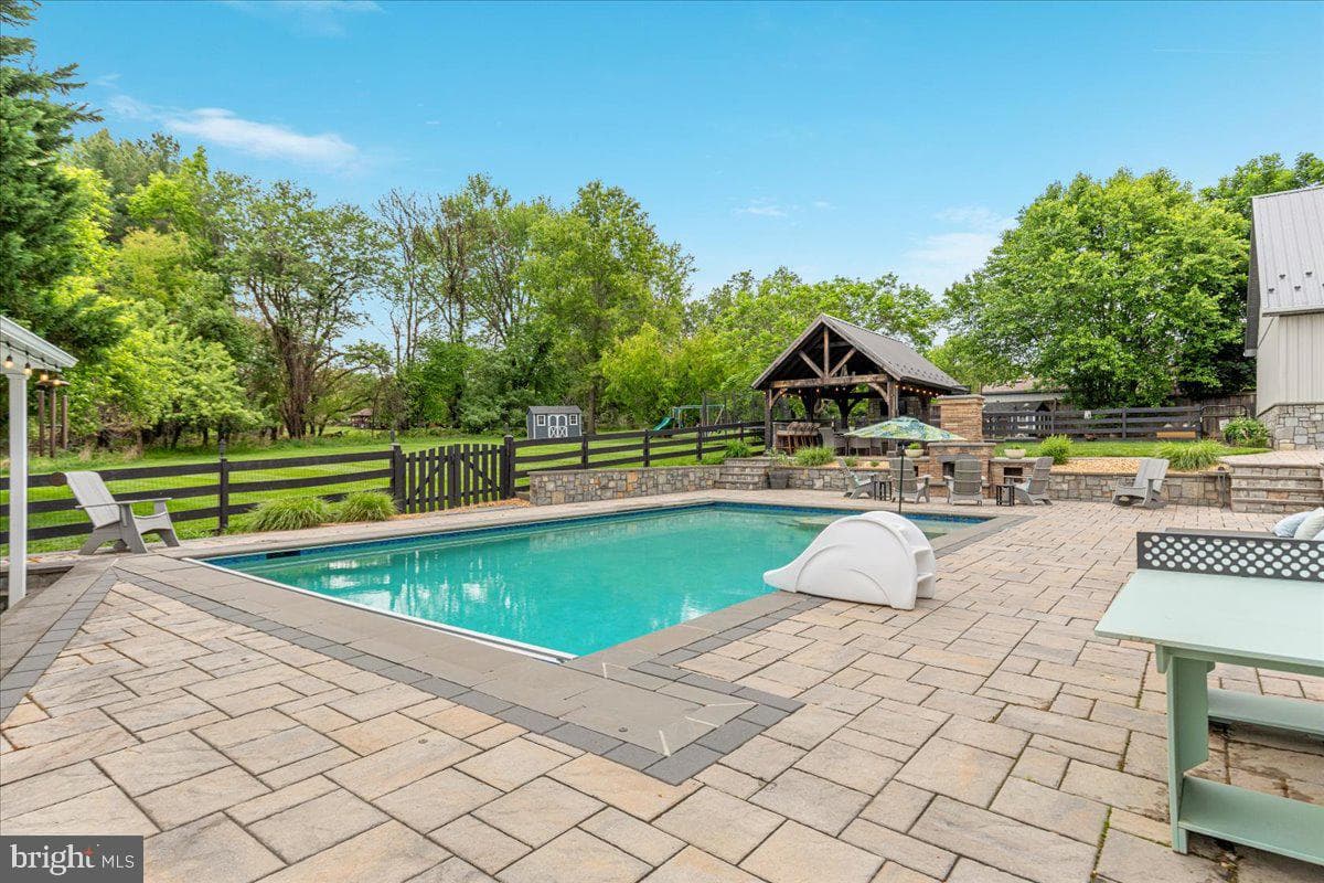37440 Whitacre Lane photo 73