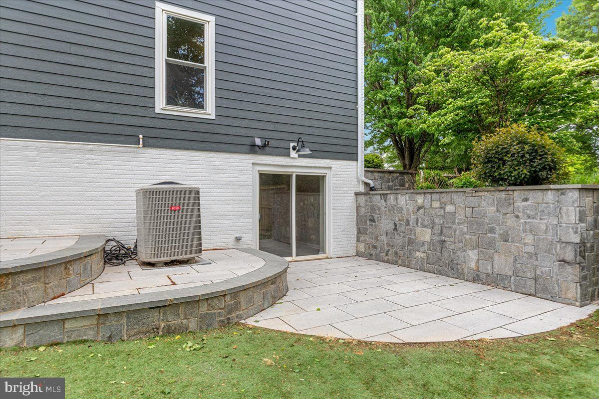 37440 Whitacre Lane photo 92