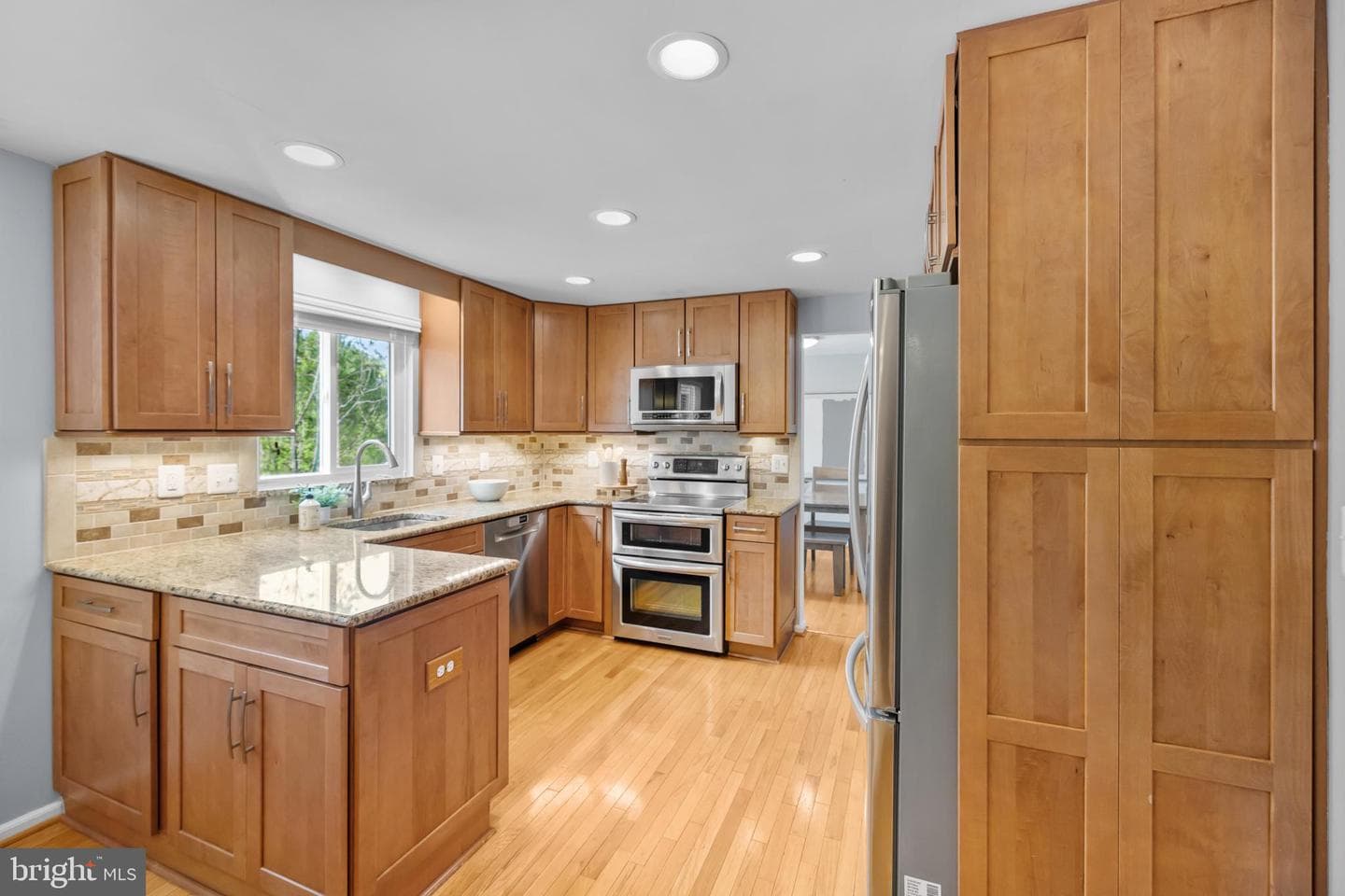 342 Samantha Drive photo 14