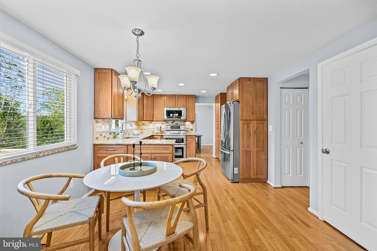 342 Samantha Drive photo 15