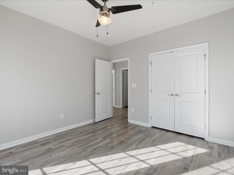 42143 Piebald Square photo 15