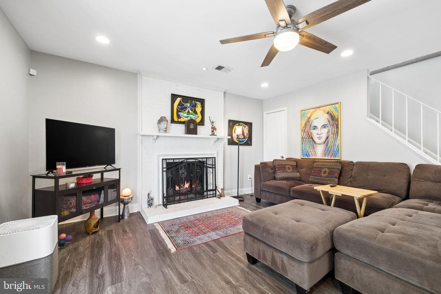 102 Sexton Court photo 8