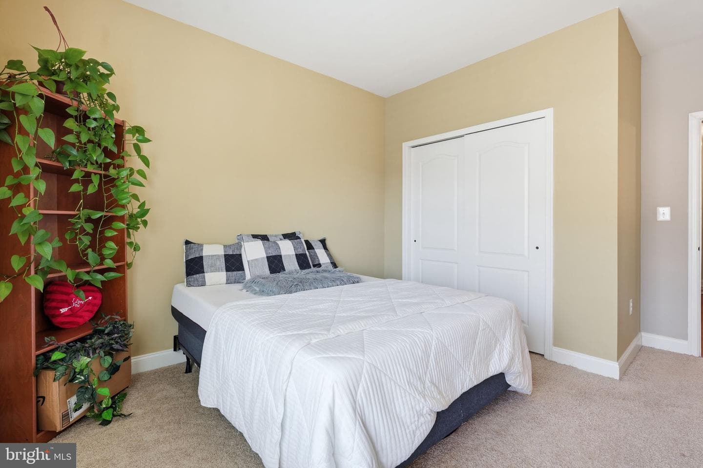 22575 Willington Square photo 32