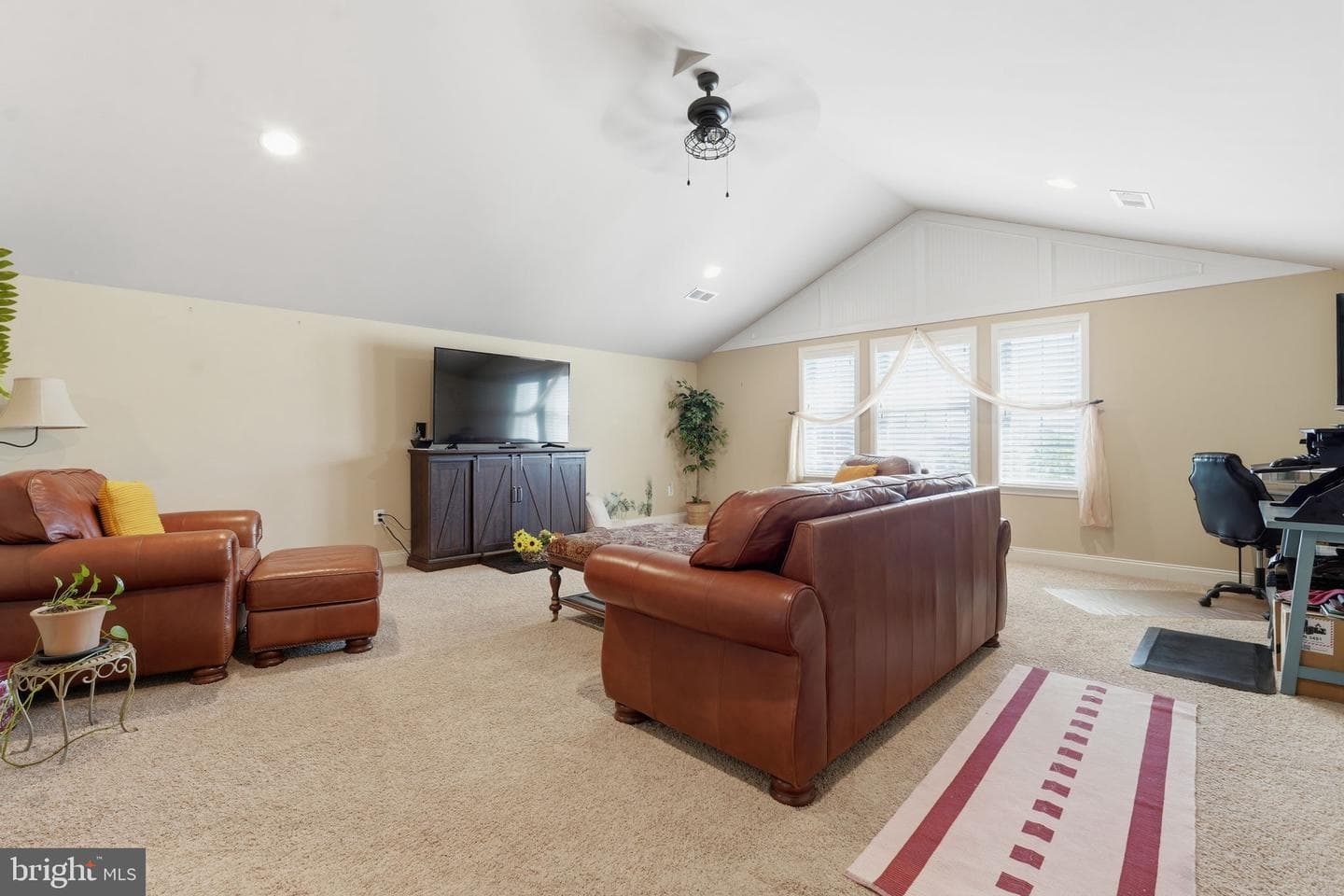 22575 Willington Square photo 38