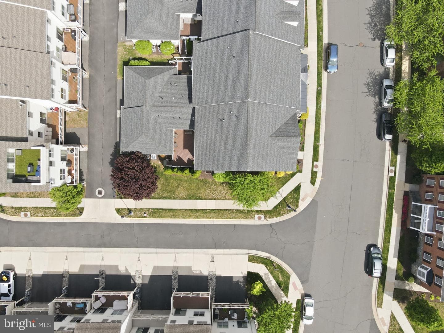 22575 Willington Square photo 59