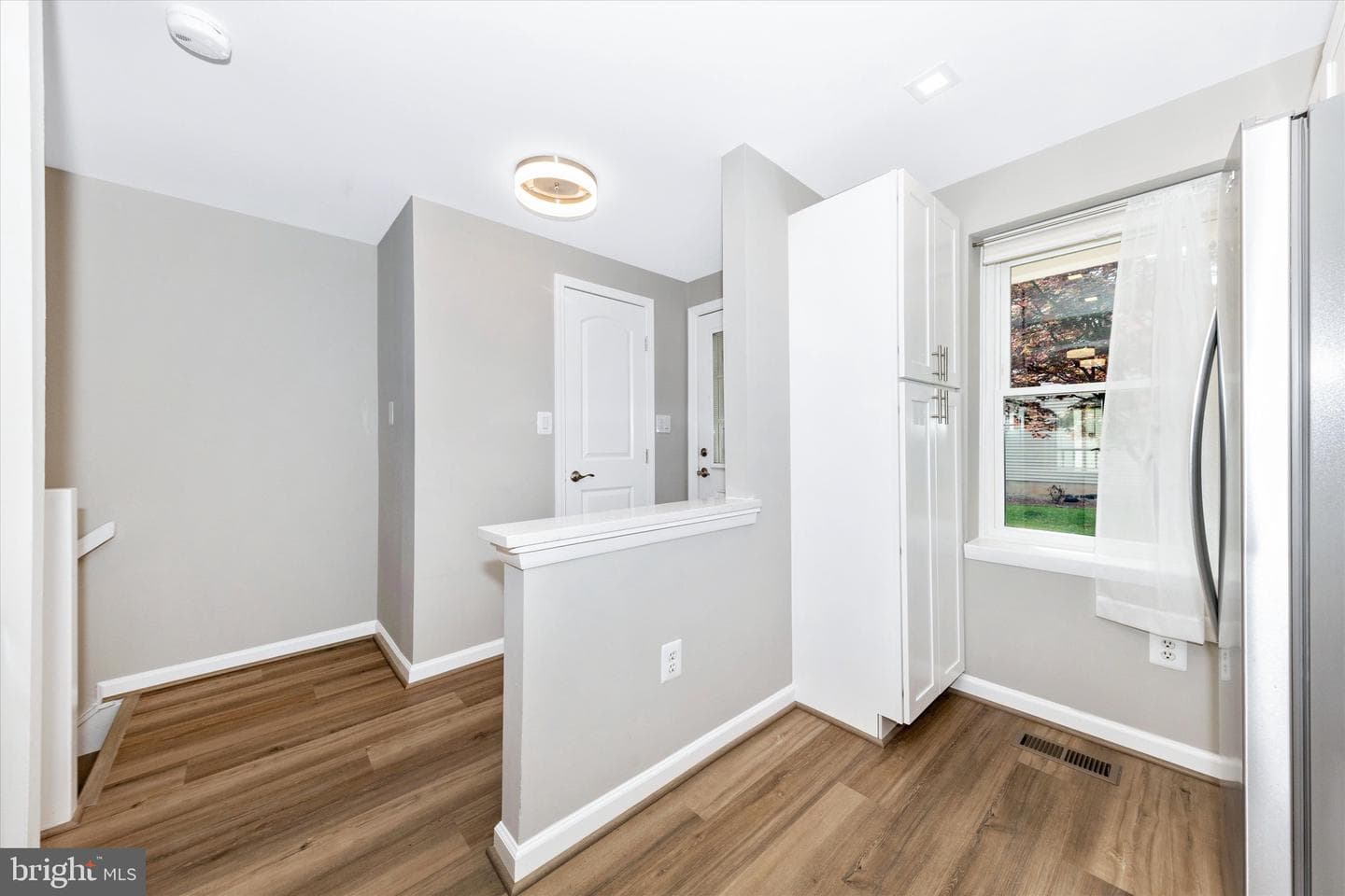 106 Charing Court photo 6