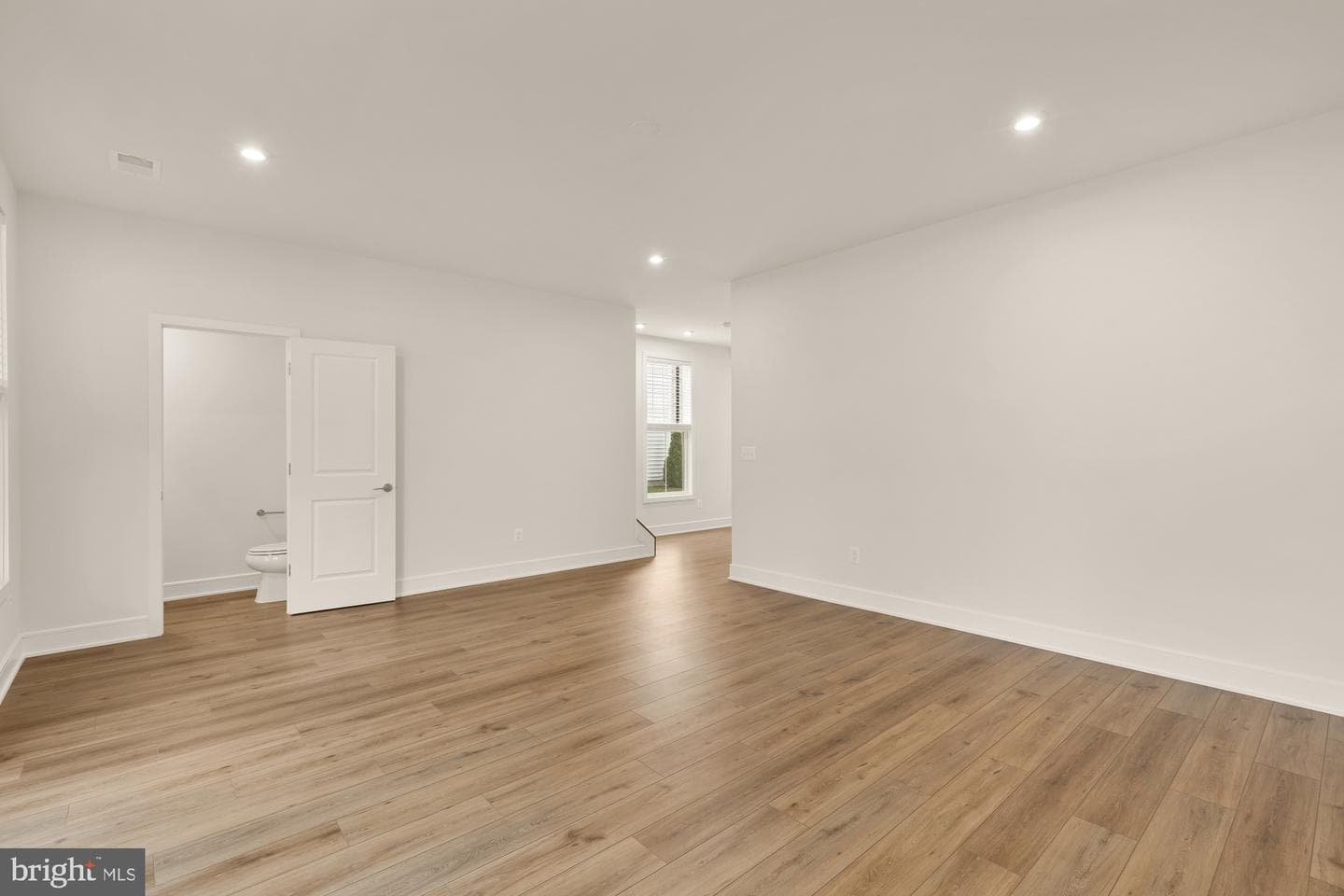 21767 Dollis Hill Terrace photo 34