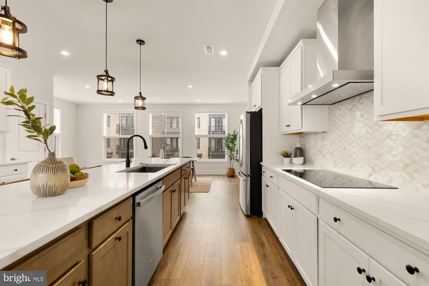 21767 Dollis Hill Terrace photo 9