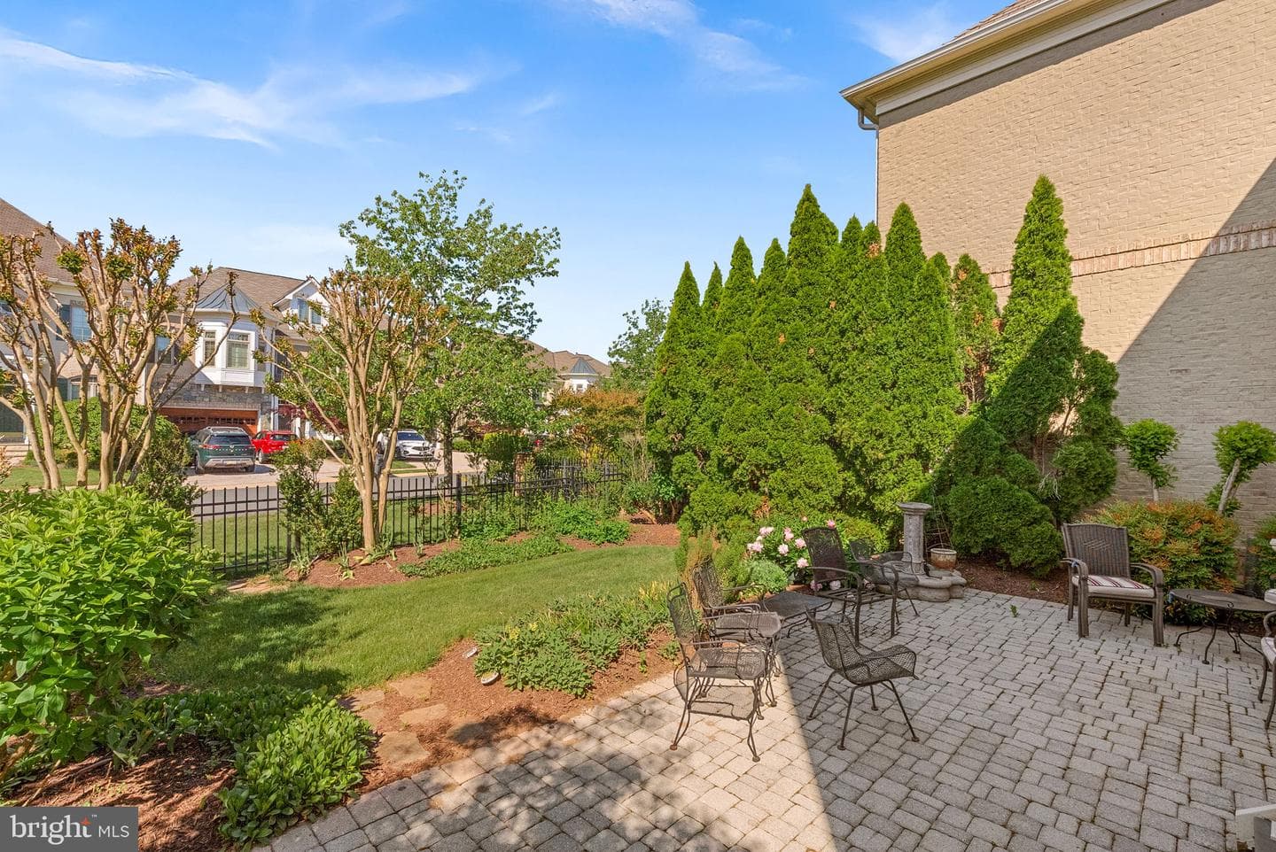 18349 Fairway Oaks Square photo 6