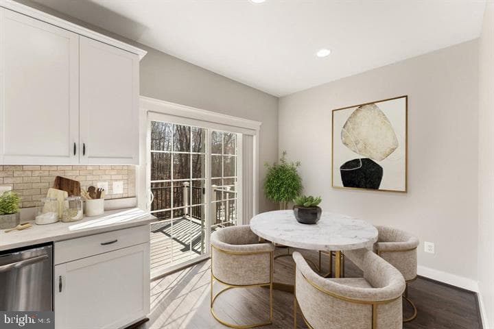 602 Savile Row Terrace photo 10