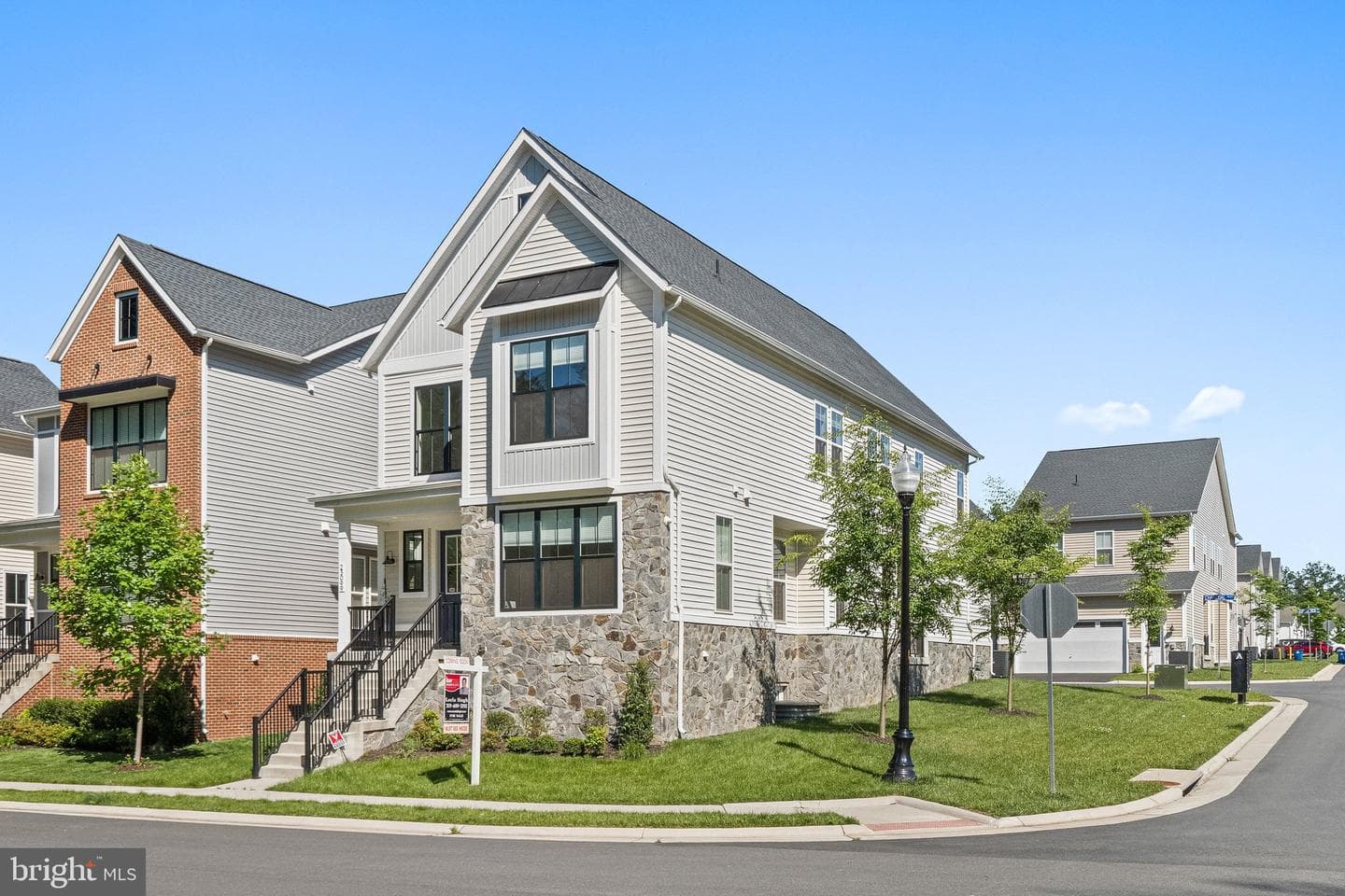 23099 Glenwood Heights Circle photo 4