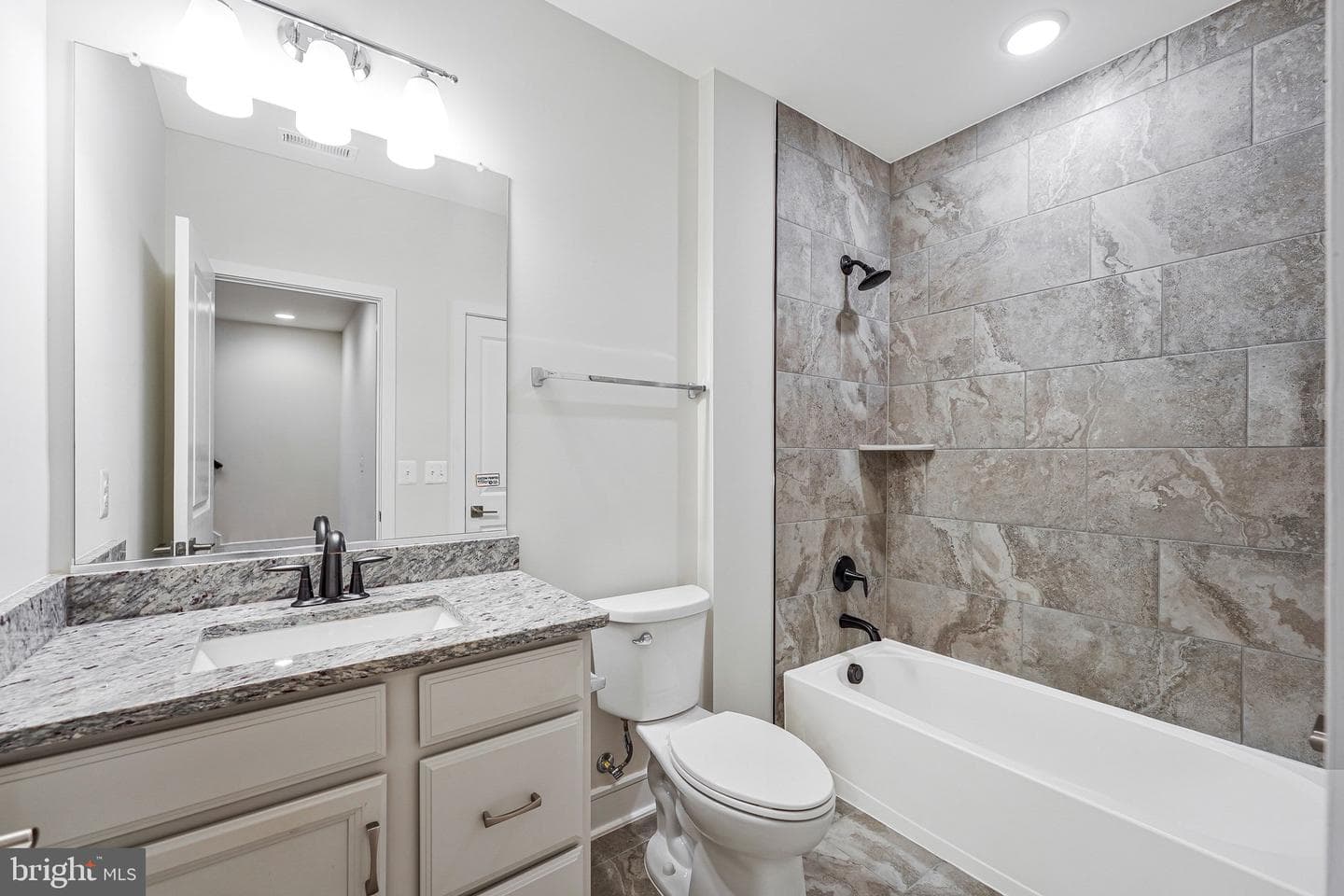 23099 Glenwood Heights Circle photo 79