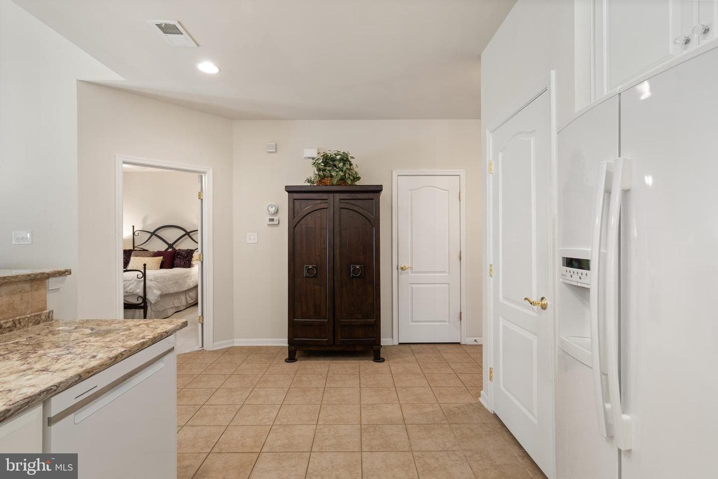 44367 Oakmont Manor Square photo 20