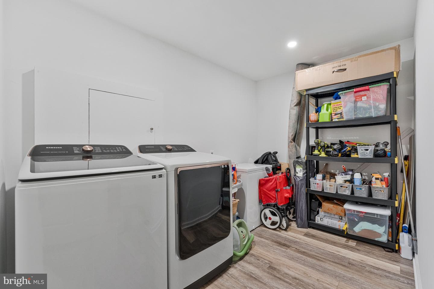 272 Golden Larch Terrace NE photo 32