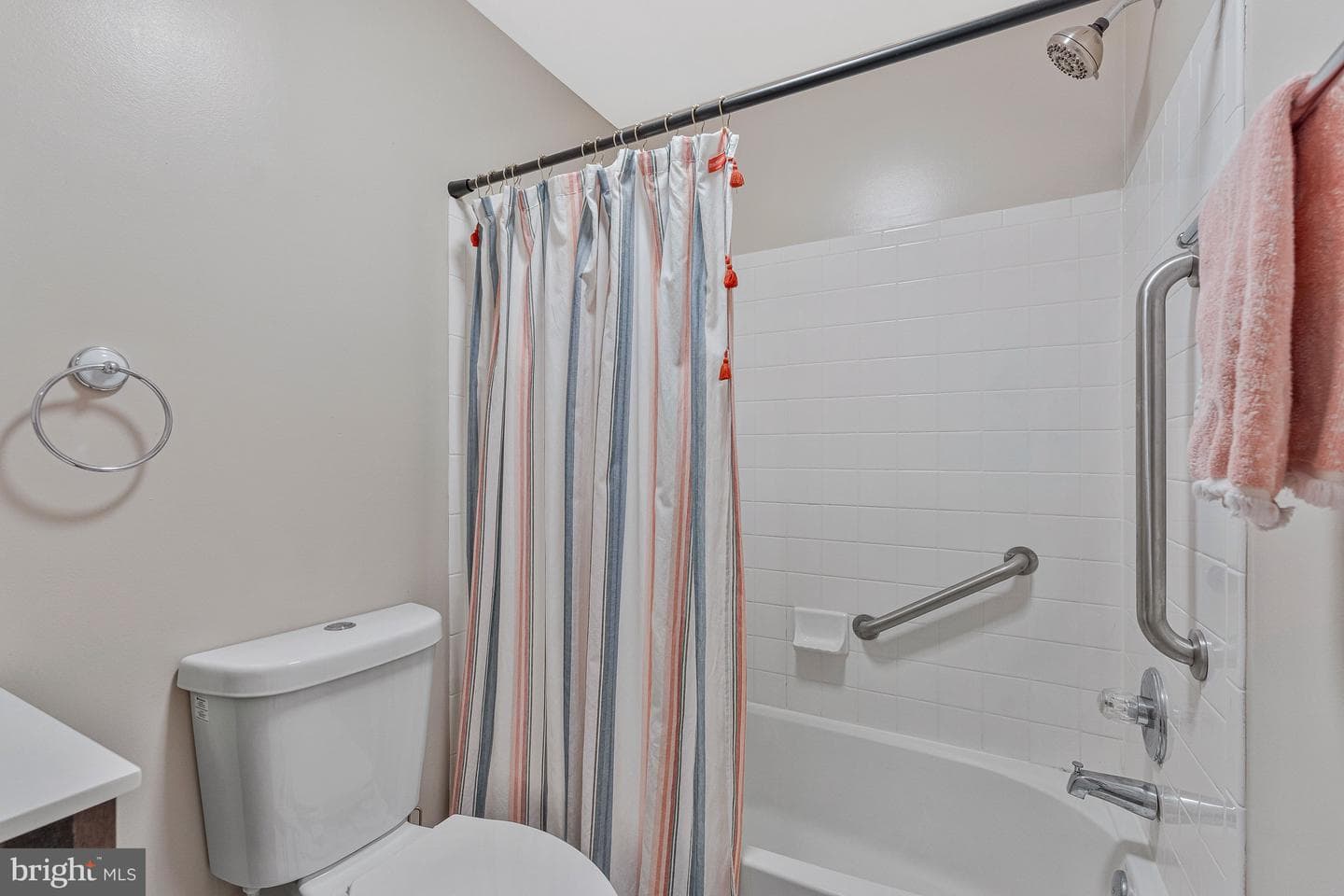 272 Golden Larch Terrace NE photo 36