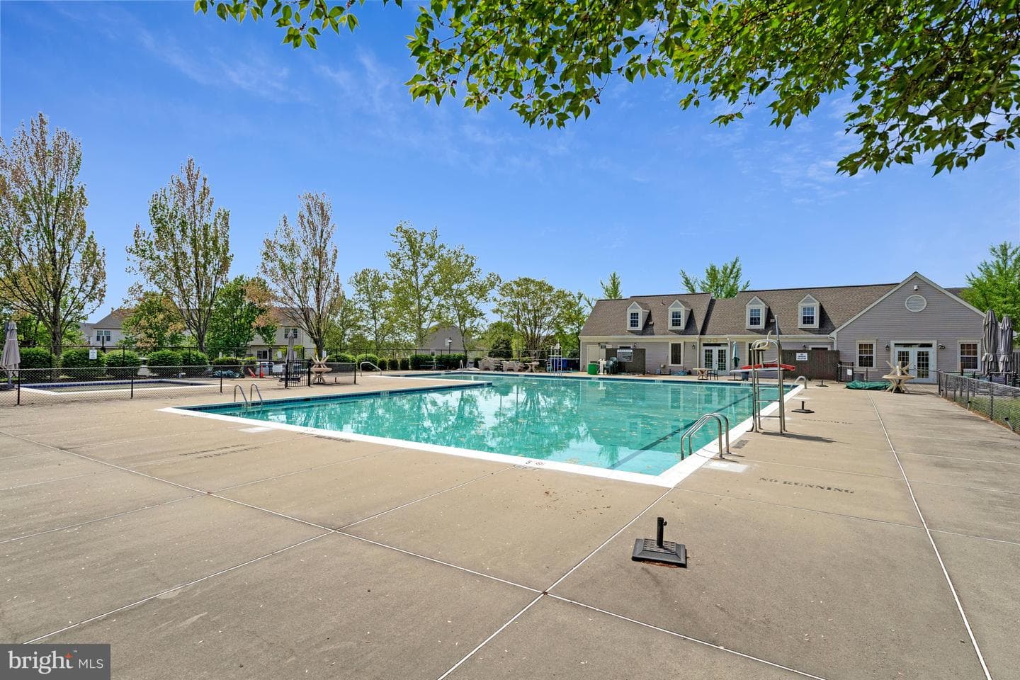 272 Golden Larch Terrace NE photo 45