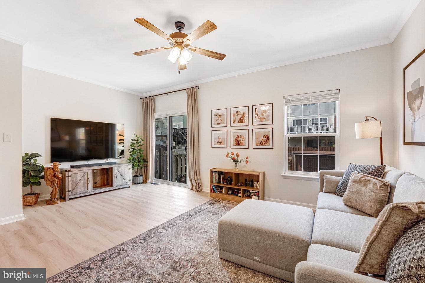 272 Golden Larch Terrace NE photo 6