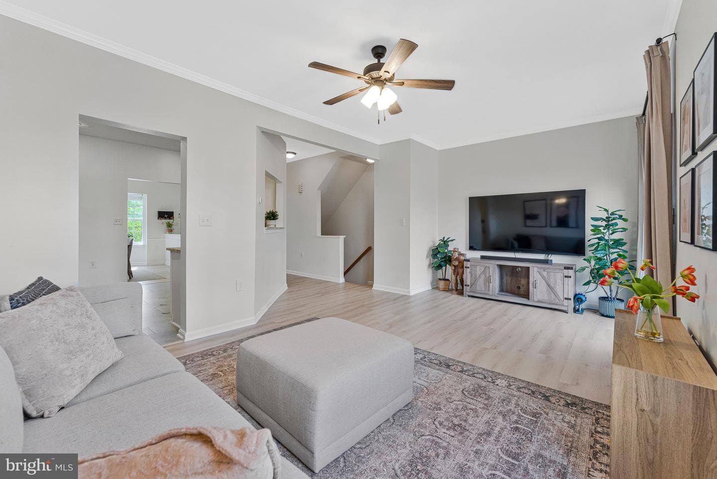 272 Golden Larch Terrace NE photo 7